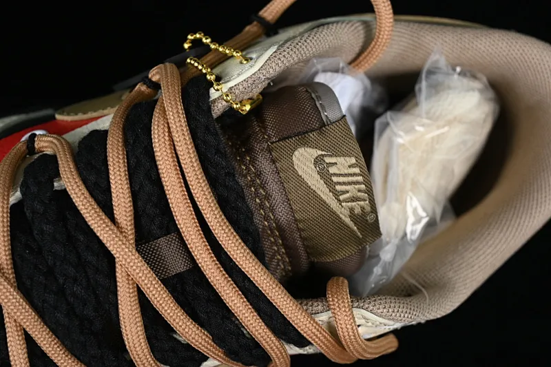 All Categories Nk SB Dunk Series Nk SB Dunk Low Low-top sneakers Nk Dunk Low Panda Prank-Retro Street Red Blue Brown Medieval Star SB strap low-top casual sneakers DJ6188-200